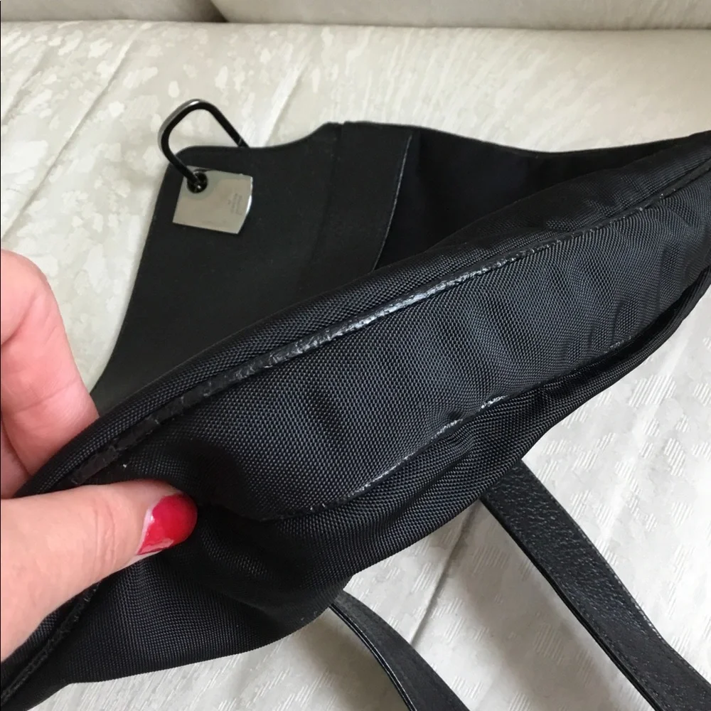 GUCCI shoulder bag/ crossbody 🖤🤍🖤 - Picture 11 of 15